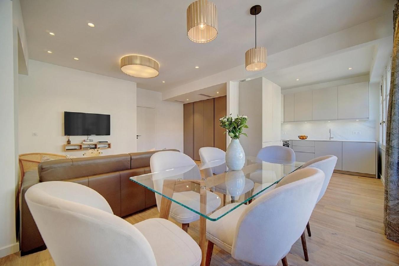 Magnifique 3 Pieces Renove Cannes Centre 'Banane' Avec Veranda ! A2B88 Eksteriør bilde
