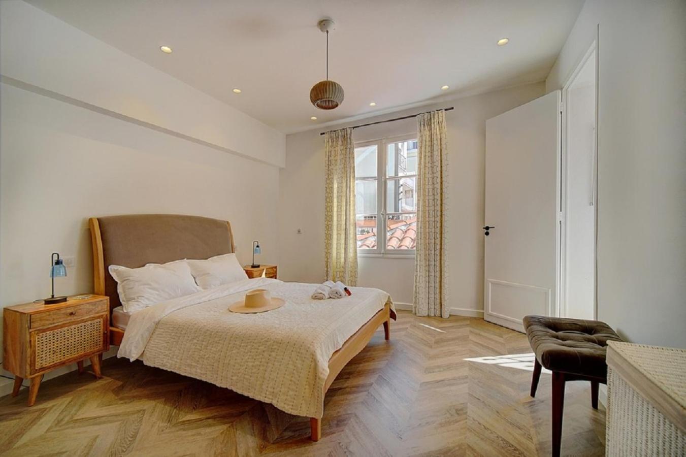 Magnifique 3 Pieces Renove Cannes Centre 'Banane' Avec Veranda ! A2B88 Eksteriør bilde
